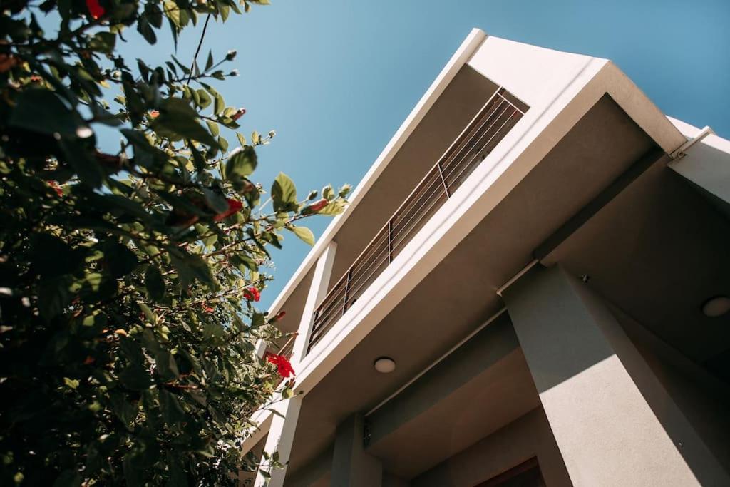 Glamorous Studio Near Center Heraklion  Екстер'єр фото